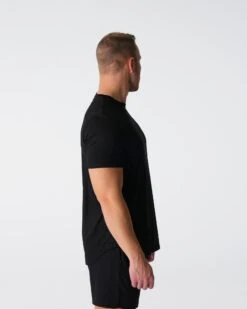 Men's Black Slim Fit Performance Tech T-Shirt -NVGTN Sportswear Shop DSC00157 9d64e478 b413 48d1 ae5f 10211987b390