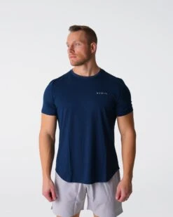 Men's Navy Pulse Fitted T-Shirt - Muscle Fit Cotton Blend