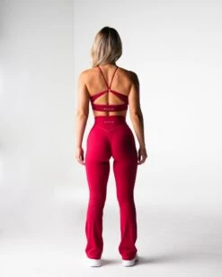 Seamless Ribbed Sports Bra in Ruby Red - Medium Impact Glimpse Design -NVGTN Sportswear Shop DSC00224