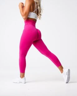 Magenta High-Waisted Seamless Workout Leggings - Compressive Fit