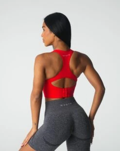 Scarlet Ignite Seamless Bra - Adjustable Support Sports Top 7 Scarlet Ignite Seamless Bra - Adjustable Support Sports Top -NVGTN Sportswear Shop DSC01018