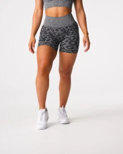 High Waisted Leopard Seamless Gym Shorts for Women - Black Speckled
