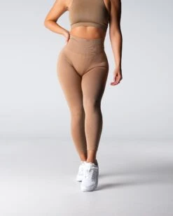 Beige Shape Seamless High-Waisted Performance Leggings -NVGTN Sportswear Shop DSC02031