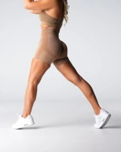 Beige Performance Seamless High-Waisted Workout Shorts -NVGTN Sportswear Shop DSC02034