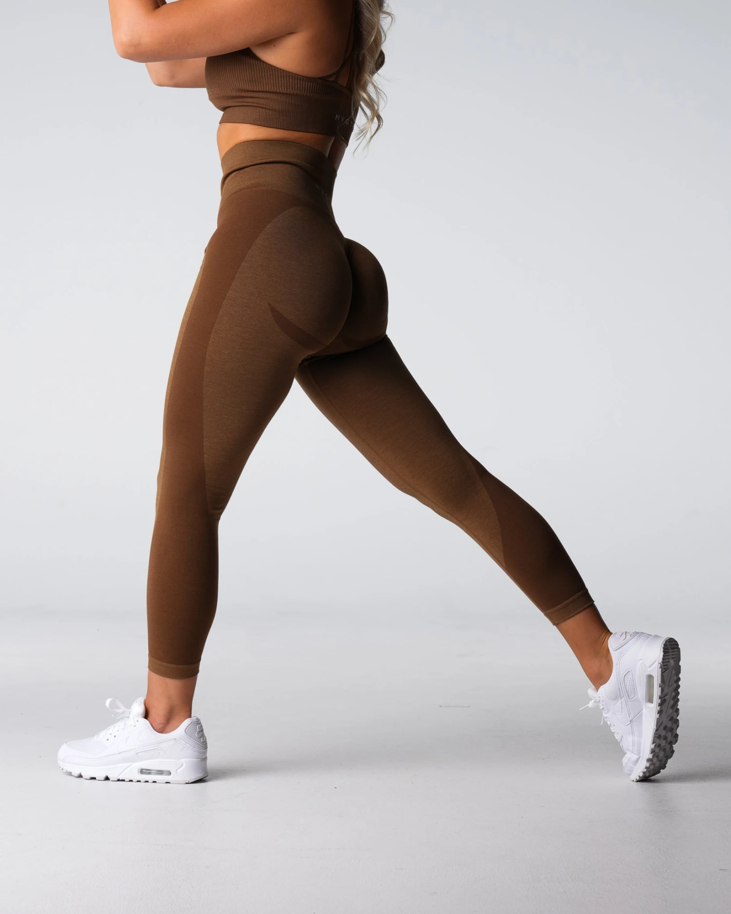 Mocha Contour 2.0 Seamless Glute-Enhancing Workout Leggings 1 Mocha Contour 2.0 Seamless Glute-Enhancing Workout Leggings