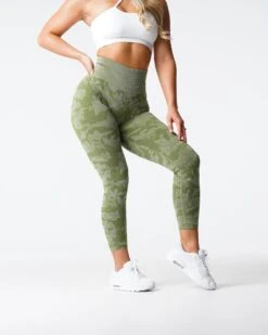 High-Waisted Camo Seamless Leggings - Performance Activewear -NVGTN Sportswear Shop DSC02898