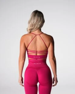 Seamless Strappy Back V-Neck Bra - Winterberry Cascade