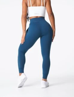 High-Waisted Navy Joggers | Soft Athletic Performance Pants -NVGTN Sportswear Shop DSC03427