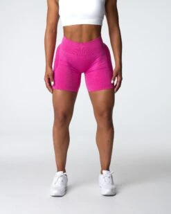 Fuchsia Contour Seamless High-Waisted Workout Shorts -NVGTN Sportswear Shop DSC03688