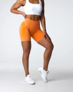 NVGTN Sunset Orange Contour Seamless Shorts 7 NVGTN Sunset Orange Contour Seamless Shorts -NVGTN Sportswear Shop DSC03699