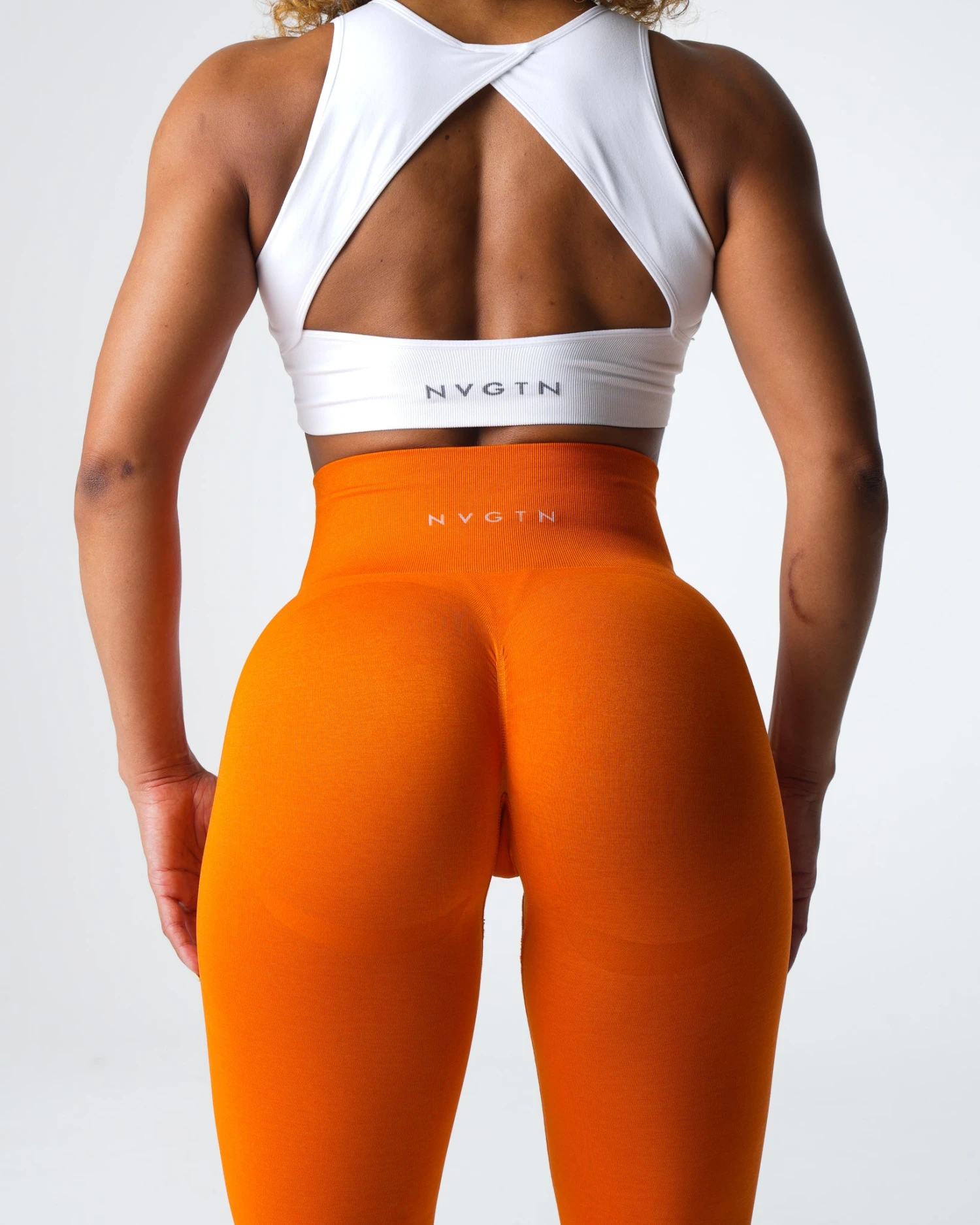 Contour 2.0 Seamless Leggings - High-Waisted Glute Scrunch Gym Tights 2 Contour 2.0 Seamless Leggings - High-Waisted Glute Scrunch Gym Tights - Image 2