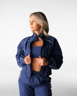 Sonic Stride Windbreaker Jacket - Lightweight Performance Outerwear