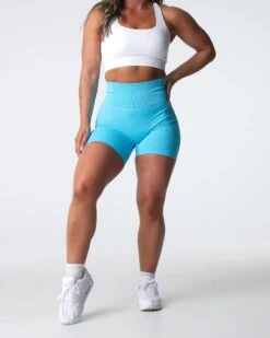 Aqua High-Waist Scrunch Seamless Shorts -NVGTN Sportswear Shop DSC04296 7da1f02a be05 4d5f aa83 f1b9c303c83e