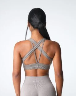 Taupe Inspire Seamless Bra -NVGTN Sportswear Shop DSC04573