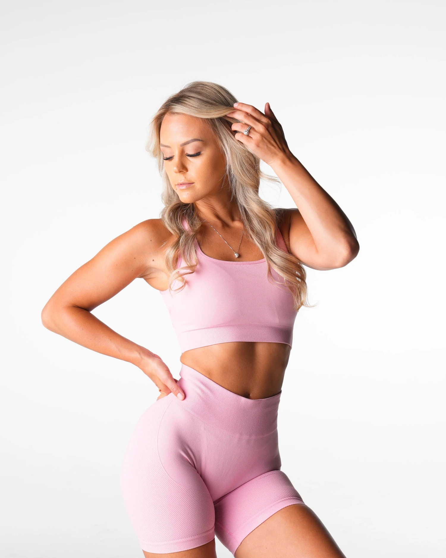 Baby Pink Empower Seamless Bra - Stretchy Low-Medium Impact Support 2 Baby Pink Empower Seamless Bra - Stretchy Low-Medium Impact Support - Image 2