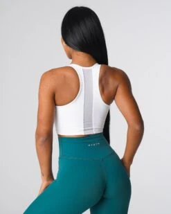 White V-Neck Sports Bra - Crossbody Strap Yoga Top | Radiance 6 White V-Neck Sports Bra - Crossbody Strap Yoga Top | Radiance -NVGTN Sportswear Shop DSC05050