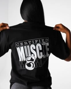Black Muscle Mommy Oversized Graphic Tee | Cropped Cotton Gym Top -NVGTN Sportswear Shop DSC05150