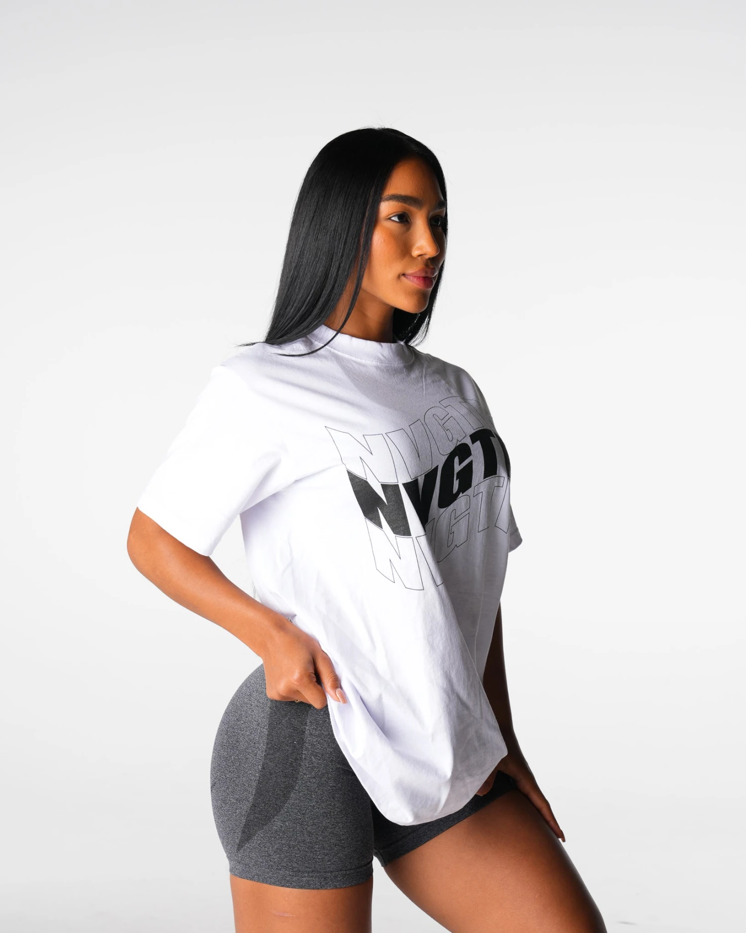 Oversized White Wave Graphic Cropped Tee - Premium Cotton Comfort 3 Oversized White Wave Graphic Cropped Tee - Premium Cotton Comfort - Image 3