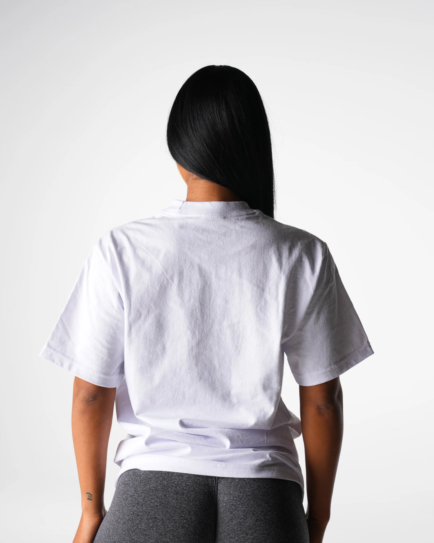 Oversized White Wave Graphic Cropped Tee - Premium Cotton Comfort 2 Oversized White Wave Graphic Cropped Tee - Premium Cotton Comfort - Image 2