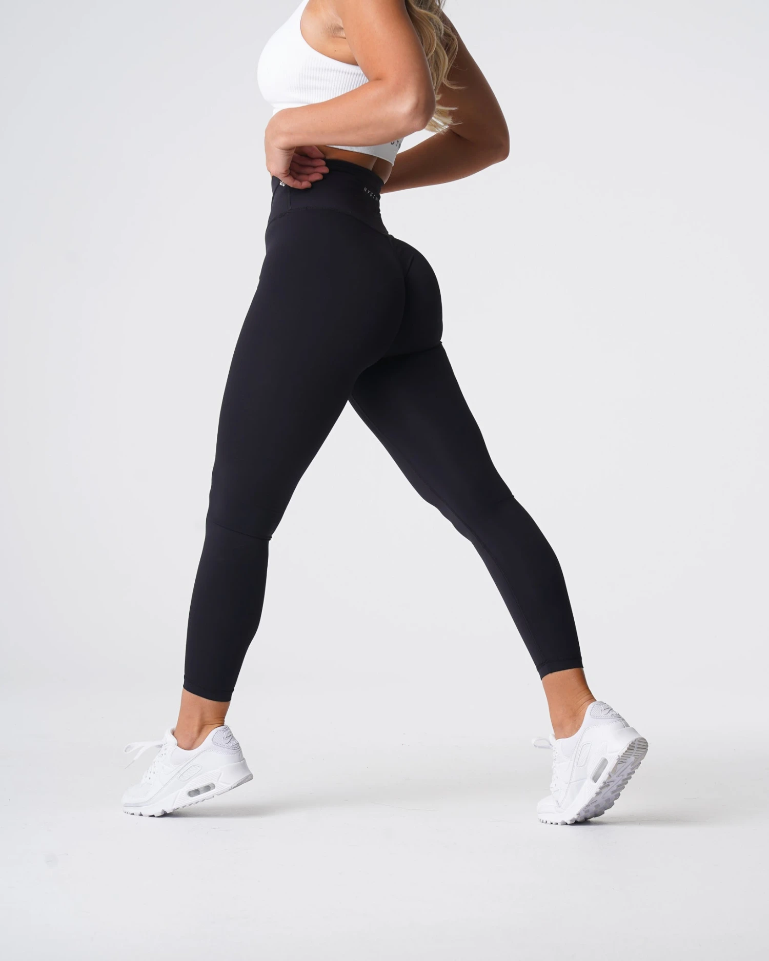 Black High-Waisted Buttery Soft Leggings - Signature 2.0 4 Black High-Waisted Buttery Soft Leggings - Signature 2.0 - Image 4
