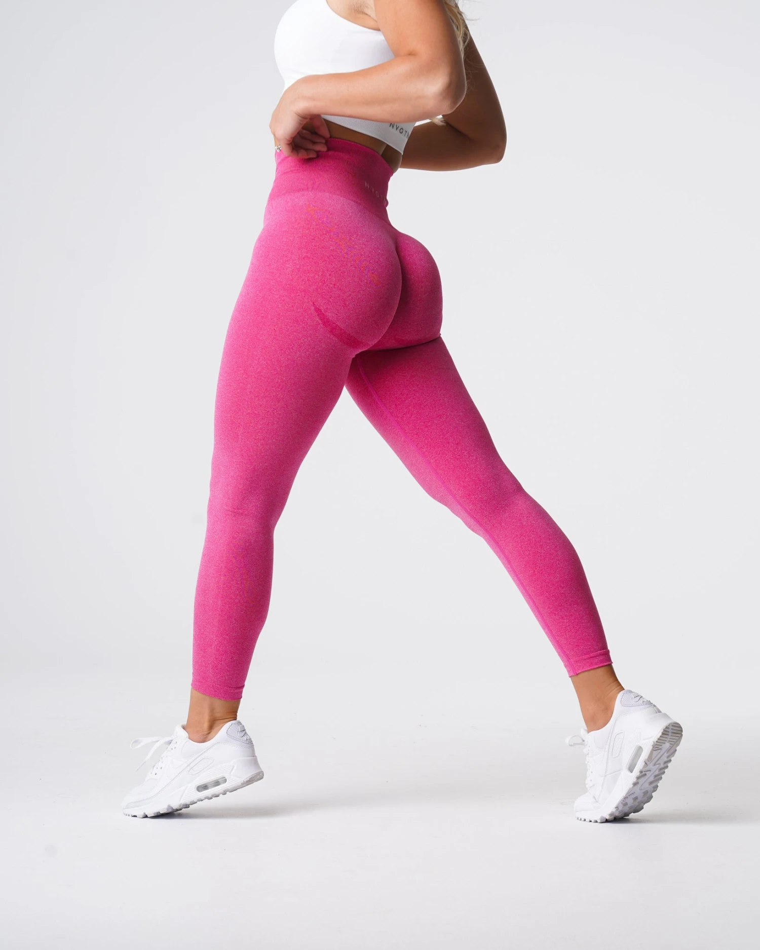 Fuchsia Curve Seamless High Waisted Leggings with Glute Contouring 4 Fuchsia Curve Seamless High Waisted Leggings with Glute Contouring - Image 4