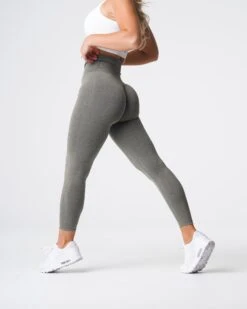 NV Seamless High-Waisted Leggings - Khaki Green