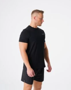 Black Pulse Fitted Tee -NVGTN Sportswear Shop DSC06519
