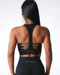 High Neck Seamless Racerback Sports Bra with Breathable Cut-Out Detailing