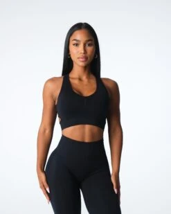 Black Rise Seamless Medium Impact Sports Bra