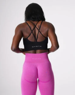 Flourish Seamless Sports Bra with Stylish Strappy Back - Black