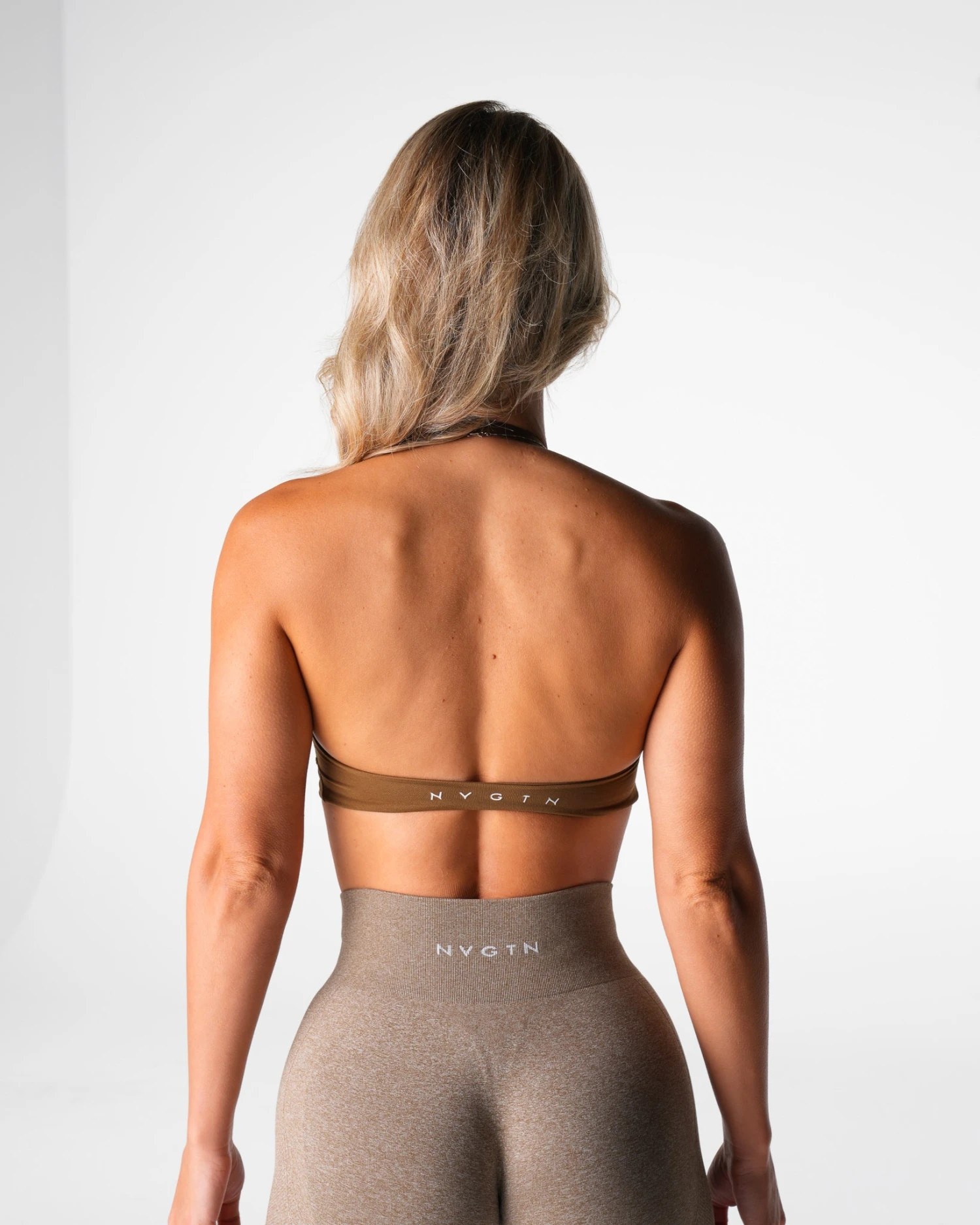 Mocha Seamless Halter Bra with Twist Detail 2 Mocha Seamless Halter Bra with Twist Detail - Image 2
