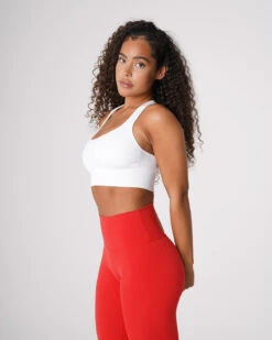 White Seamless Sports Bra with Adjustable Band and Racerback -NVGTN Sportswear Shop DSC08849