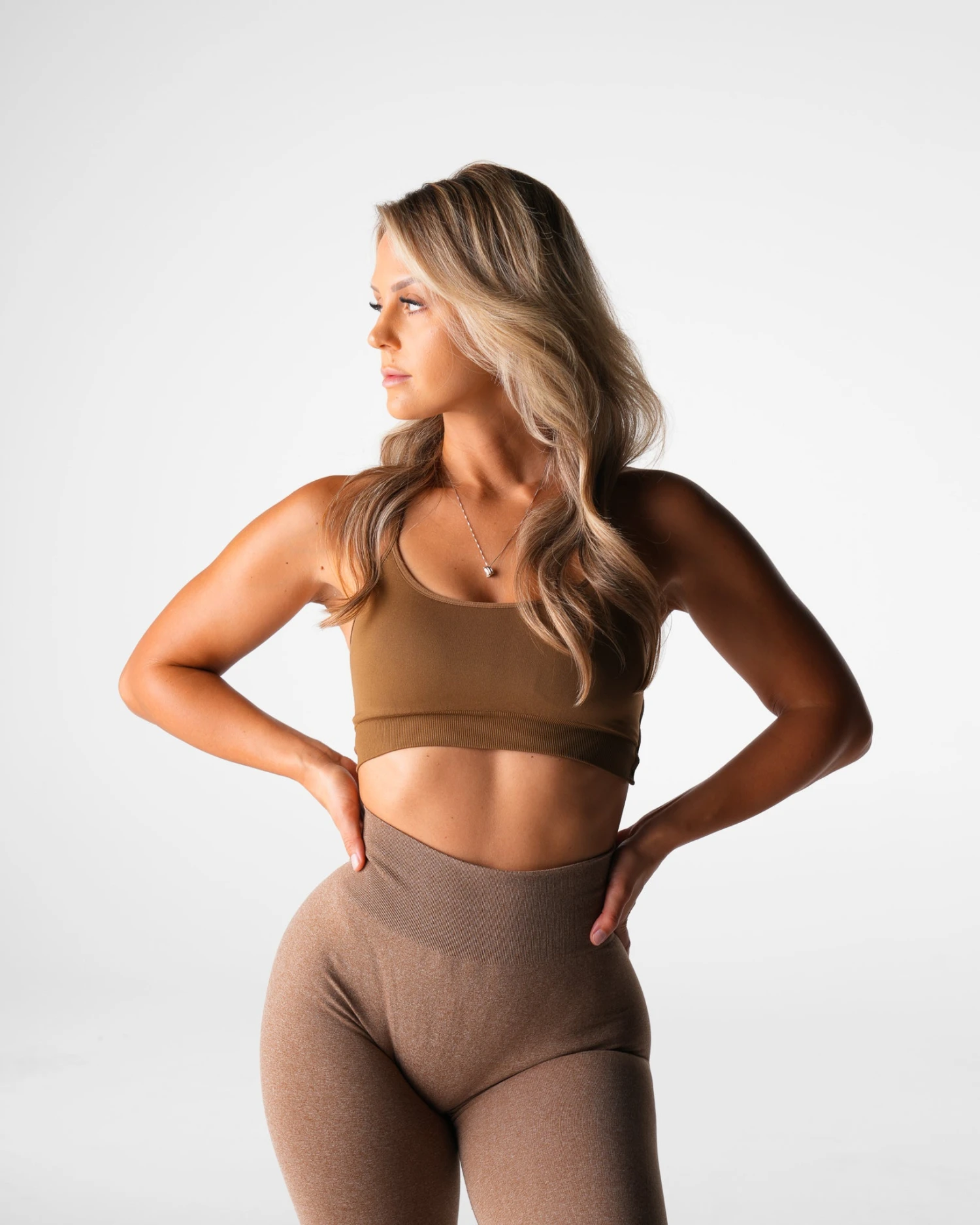 Seamless Open Back Sports Bra - Mocha Brown Gym Top for Women 3 Seamless Open Back Sports Bra - Mocha Brown Gym Top for Women - Image 3