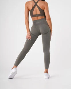 Khaki Green Curve Seamless Leggings -NVGTN Sportswear Shop DSC09702