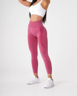 NVGTN Crimson Contour Seamless Leggings